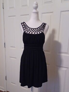 <> Love Tease Sleeveless Black Dress with Cute Back